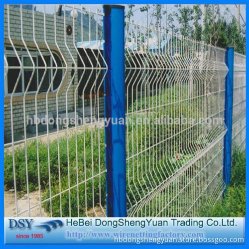 CE manufacture powder coating 3d wire mesh panel / triangle bending fence (OEM&ODM)